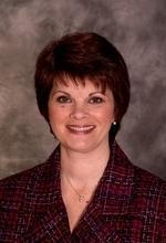 Real Estate Agent Tresa Poeppelman